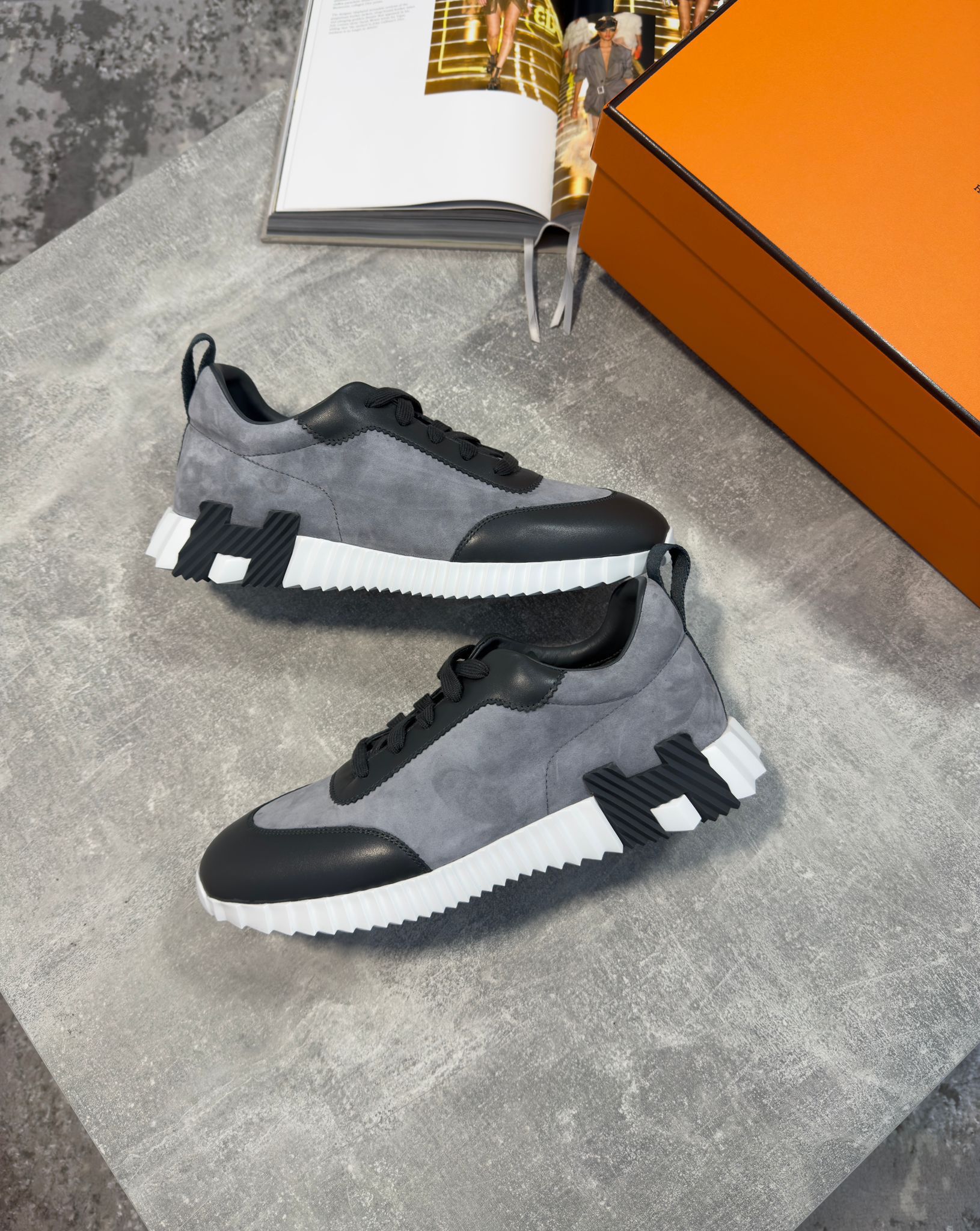 Hermes Trainers Grey