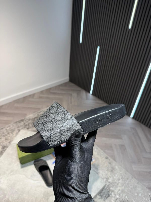 UCCI Sliders - Image 3