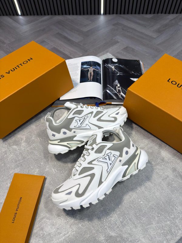 LV Tactics White