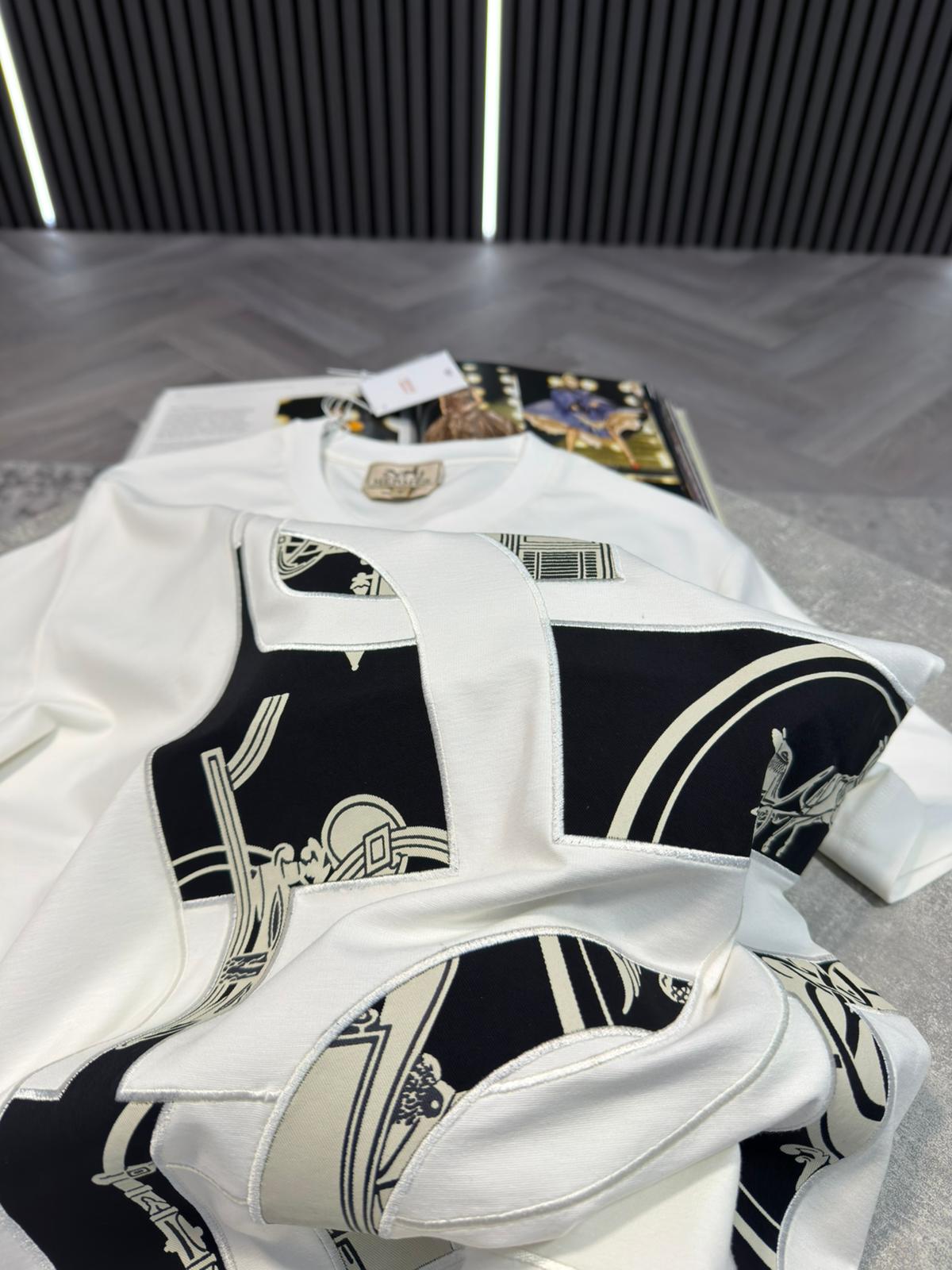 Herm Tshirt White - Image 2
