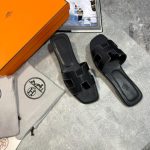 Herm Women sliders Black