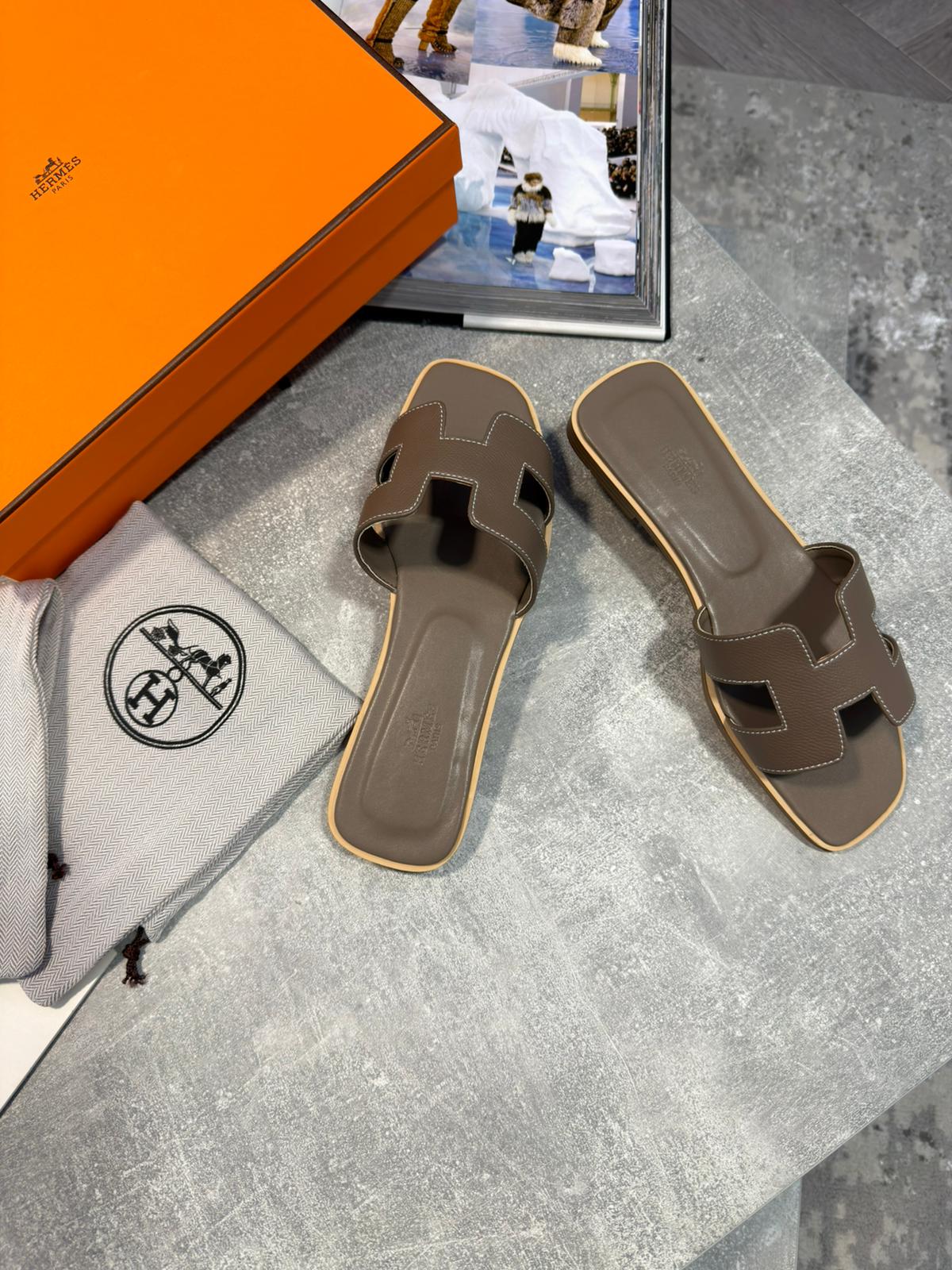 Herm Women sliders - Image 3