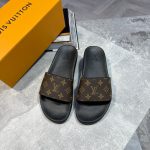 LV Brown Sliders