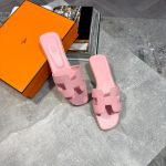 Herm Sliders Women