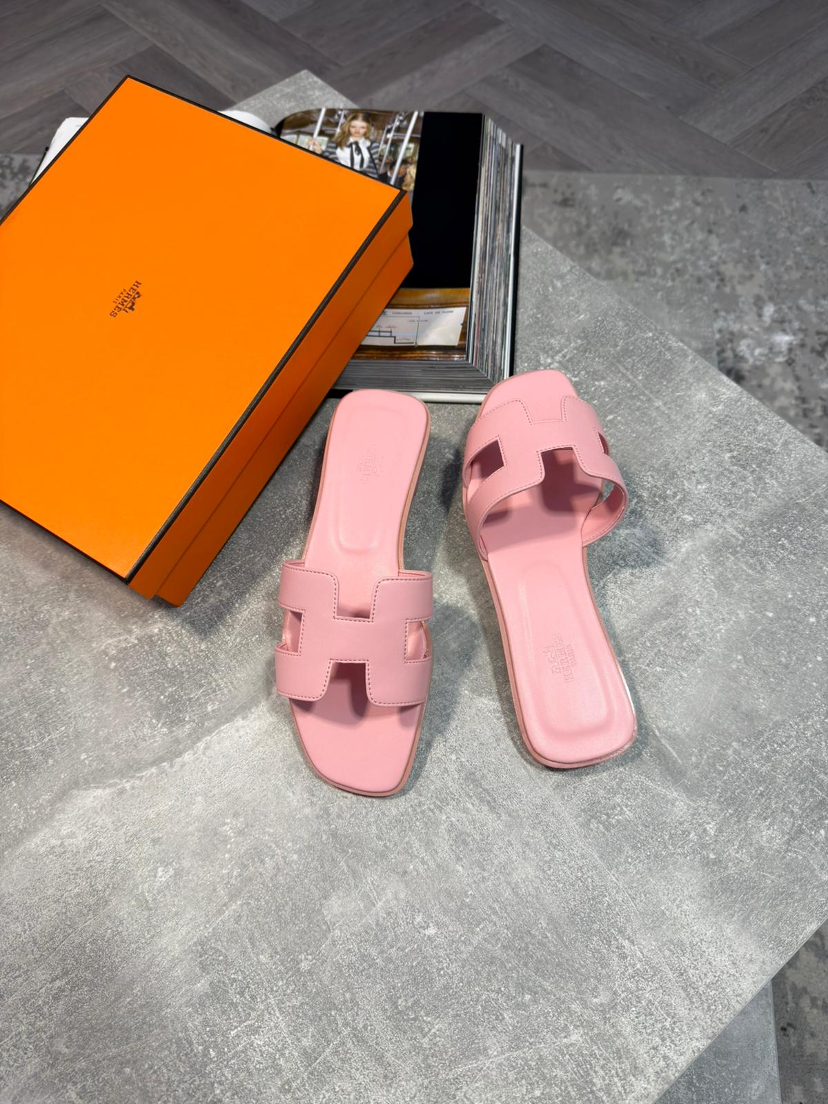 Herm Sliders Women - Image 2