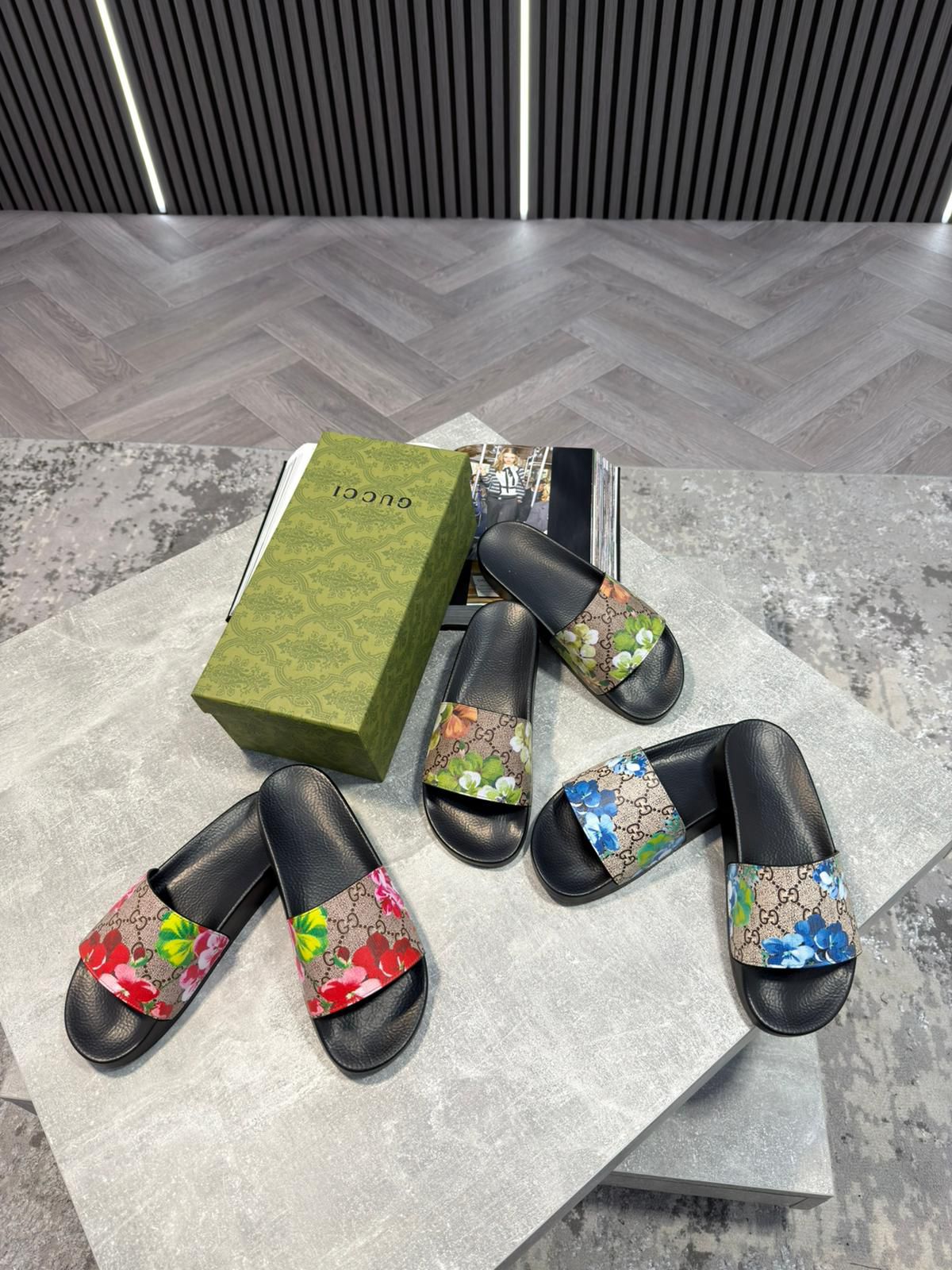 Gucci Sliders Women - Image 4