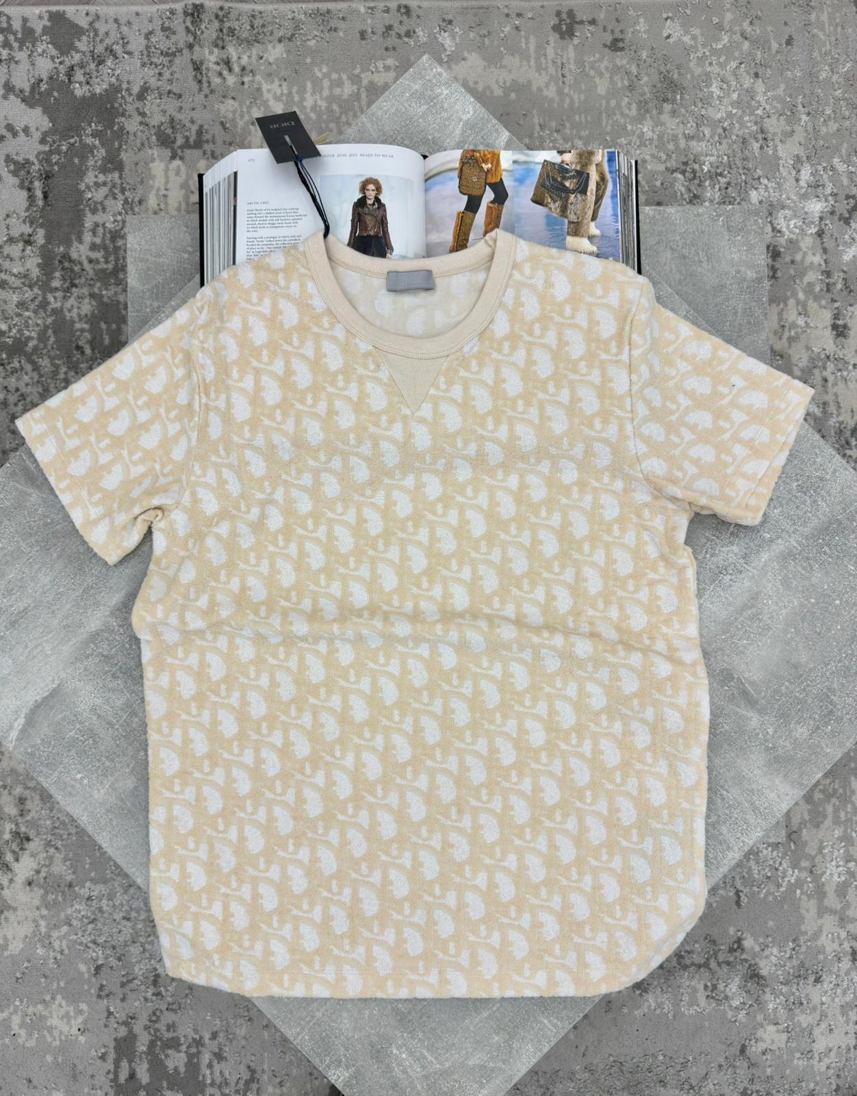 CD Tshirt Cream