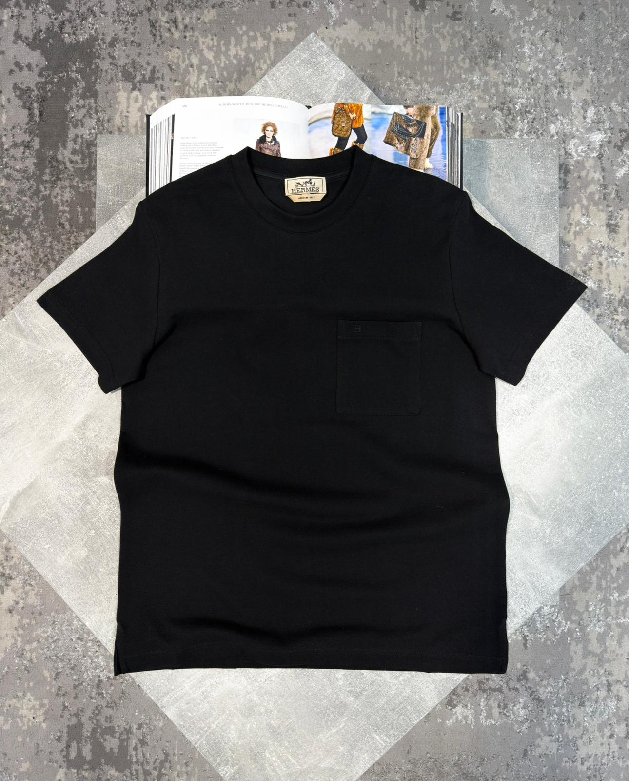 Herm Tshirt Black