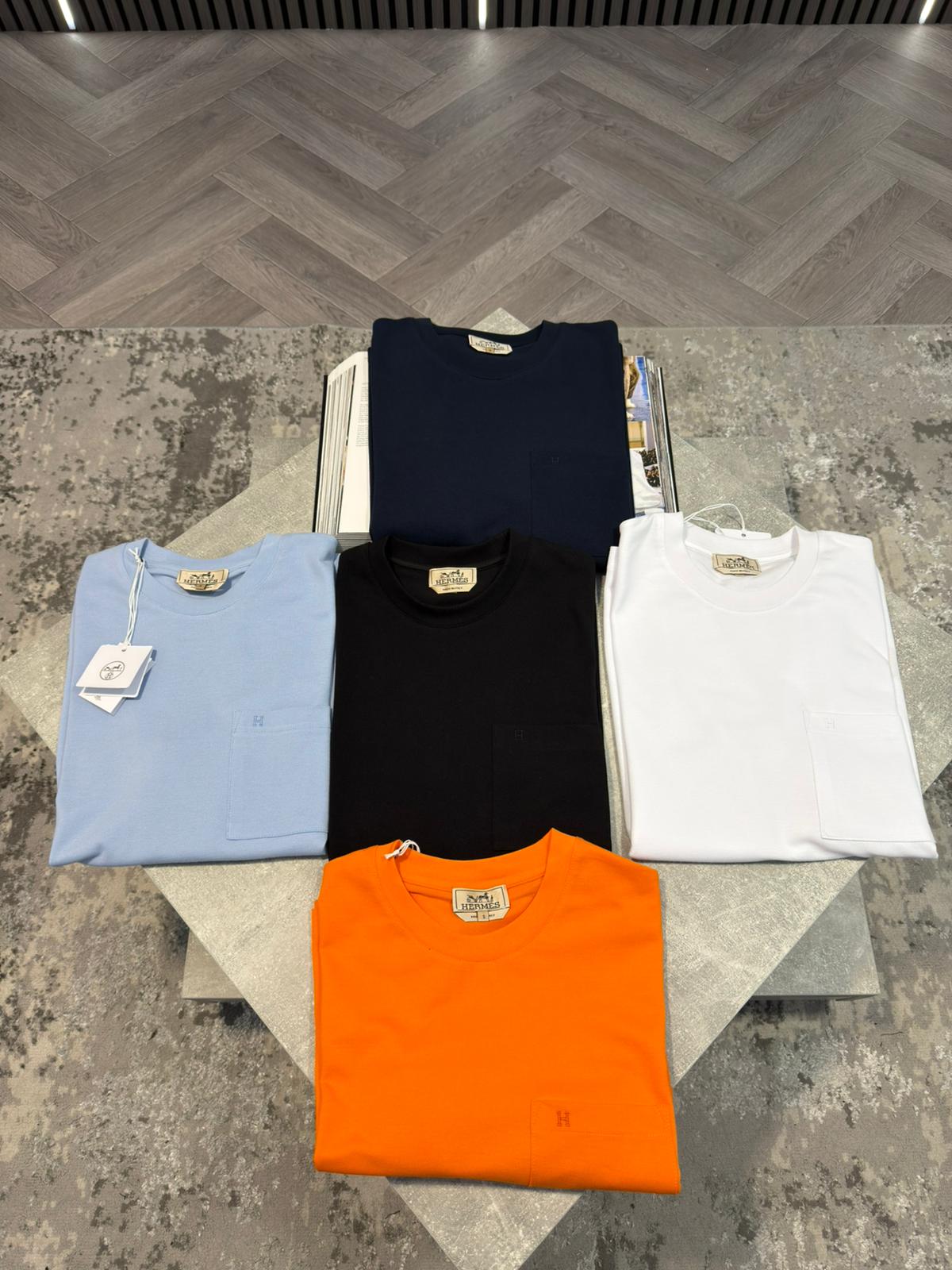 Herm Tshirt Black - Image 4