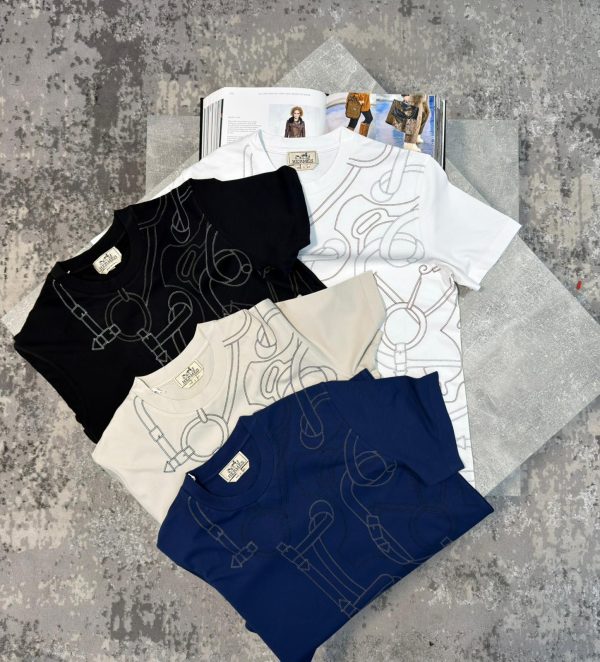 Herm Tshirt Navy - Image 3