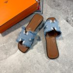 HM sliders womens