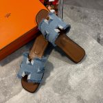 HM sliders womens