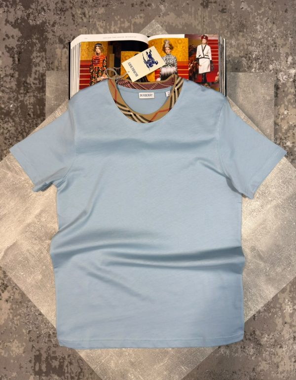Burb Tshirt Sky