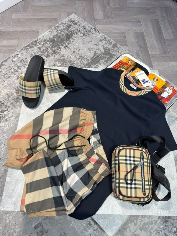 Burb Tshirt Navy - Image 5
