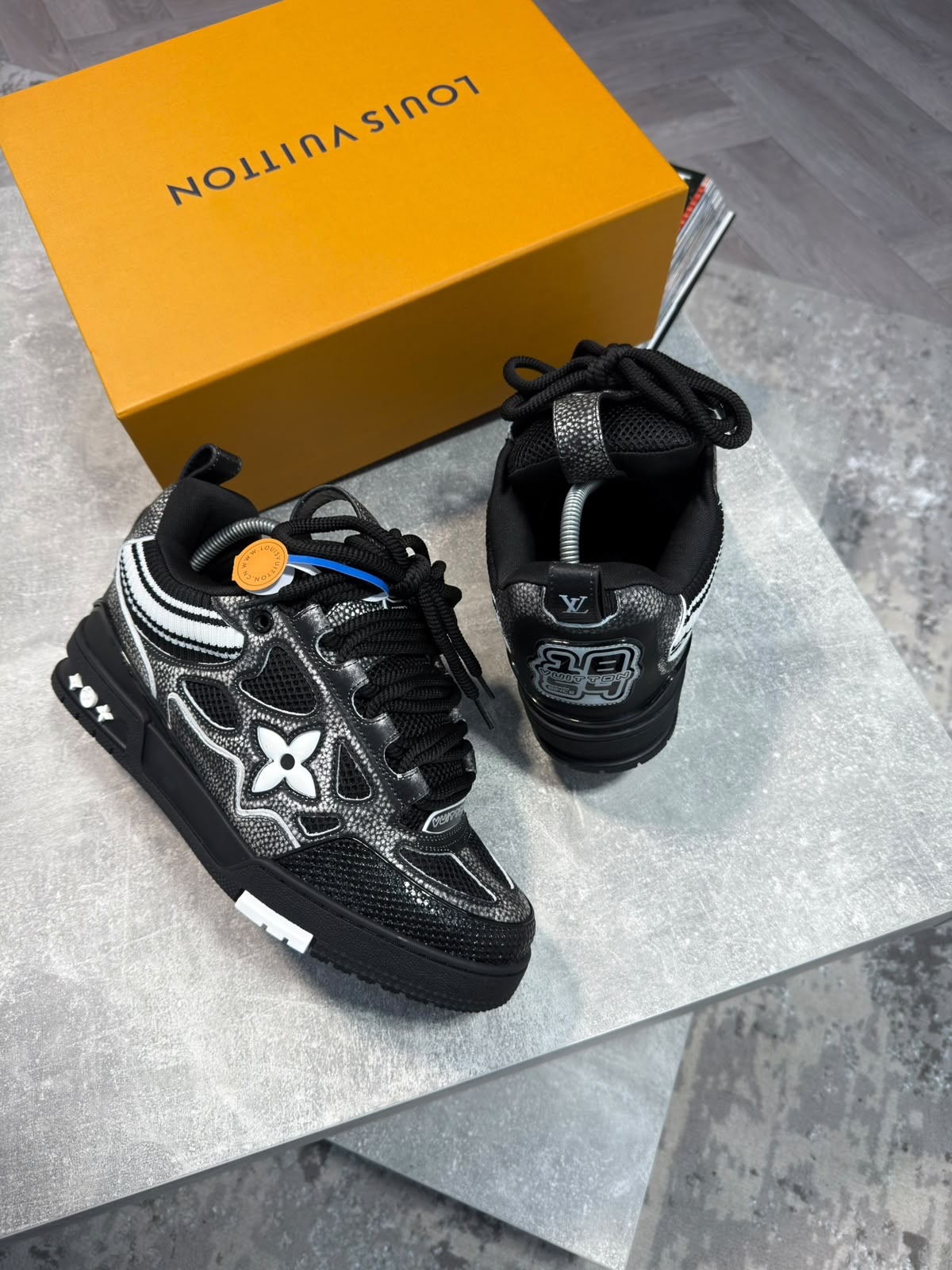 LV Skates - Image 4
