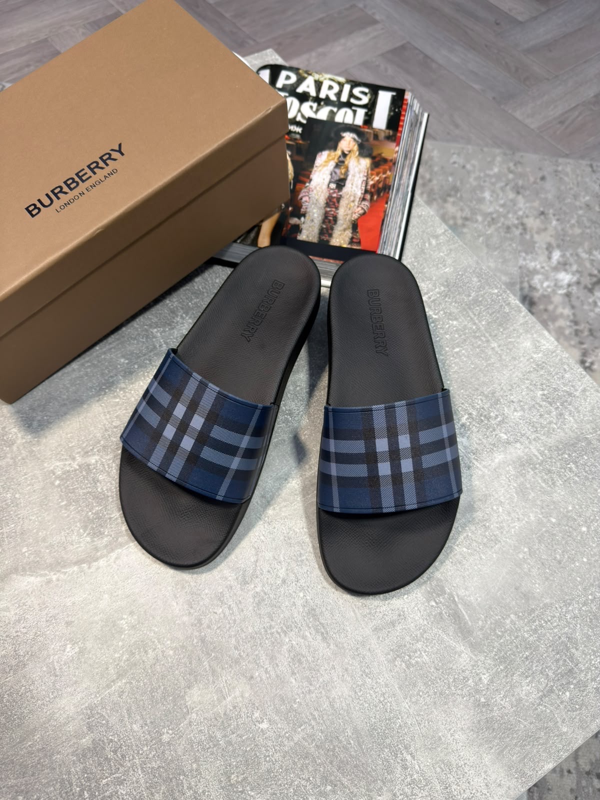 Burb Sliders Blue