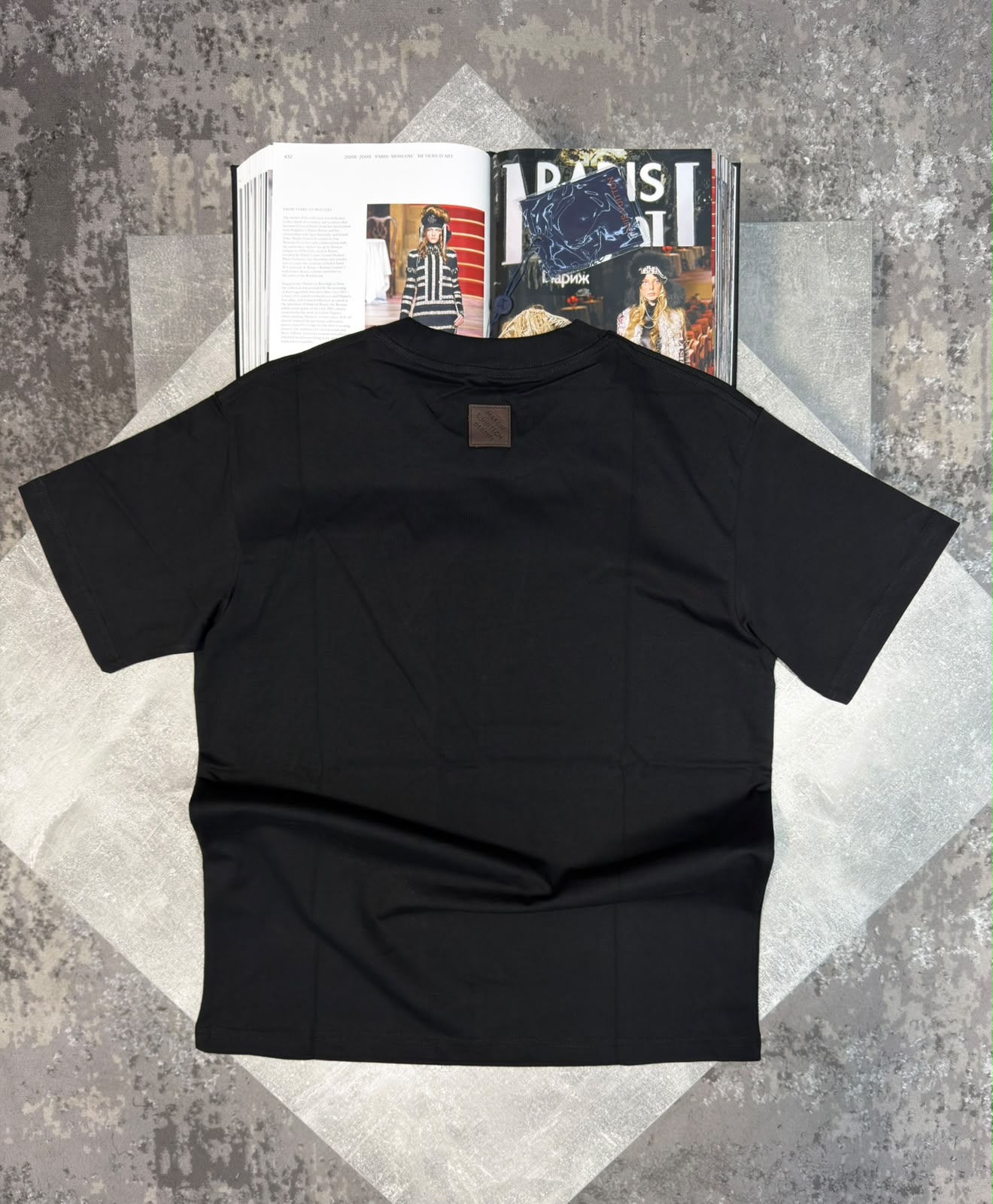 LV Tshirt Black - Image 2