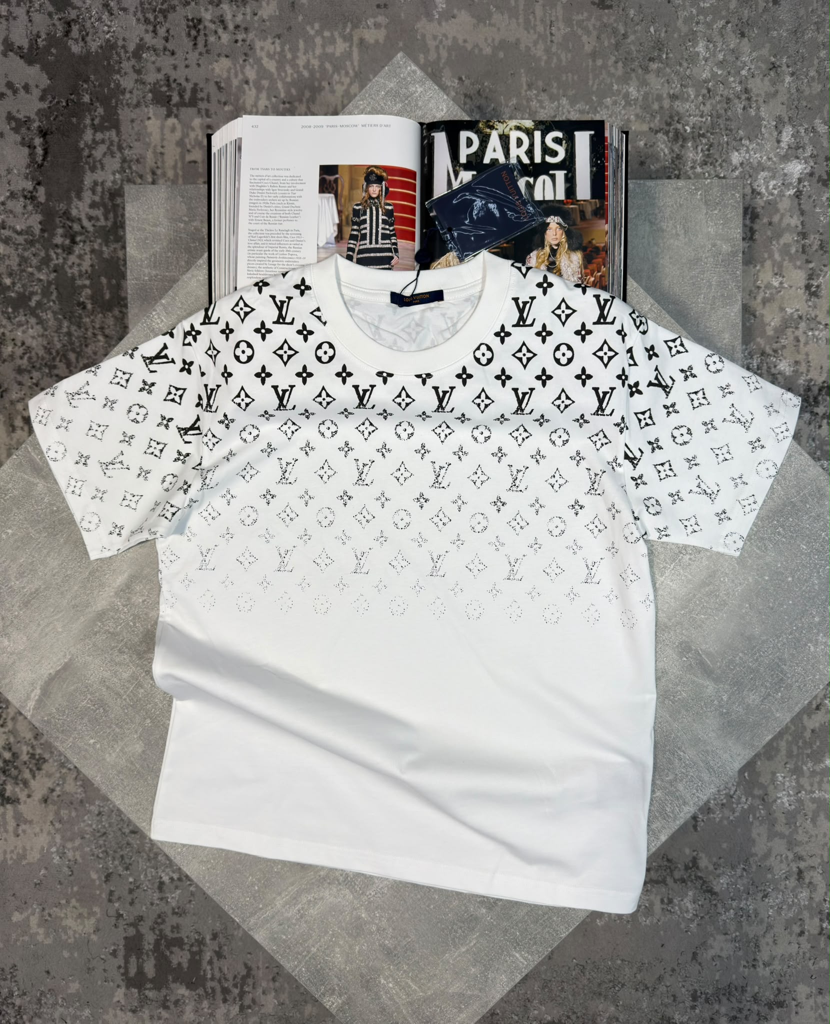 LV Tshirt White