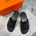 Hermes Sliders Black