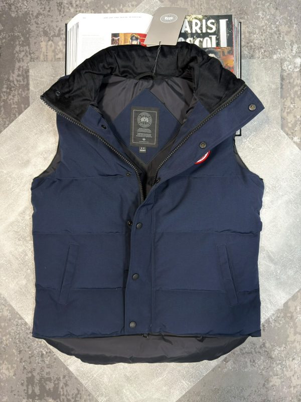 CG body warmer Red badge Navy - Image 2