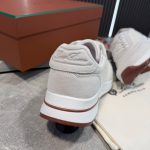 LP trainers white