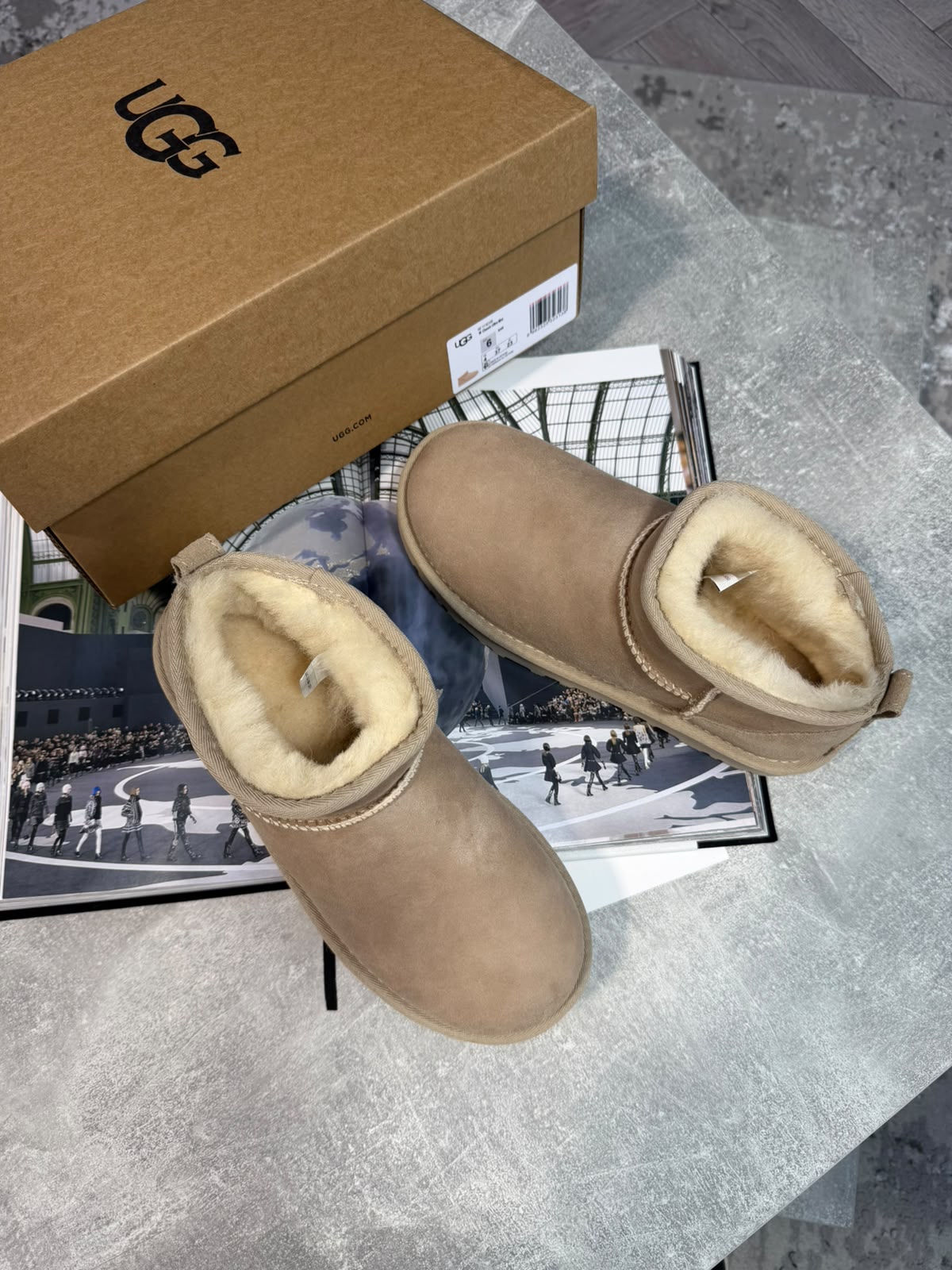 UGG Boots Beige - Image 2