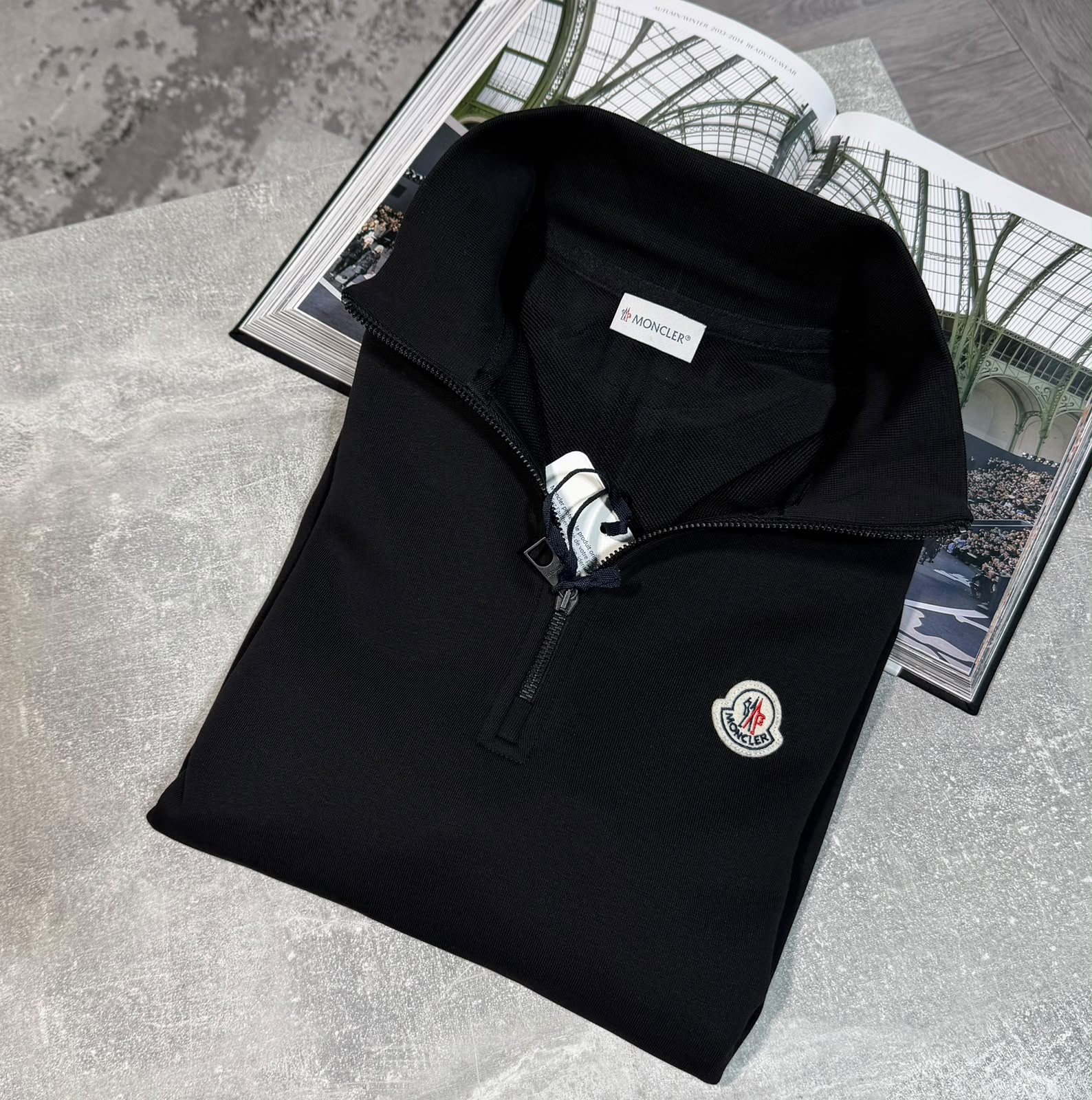 Mnclr 1/4 Zip - Black