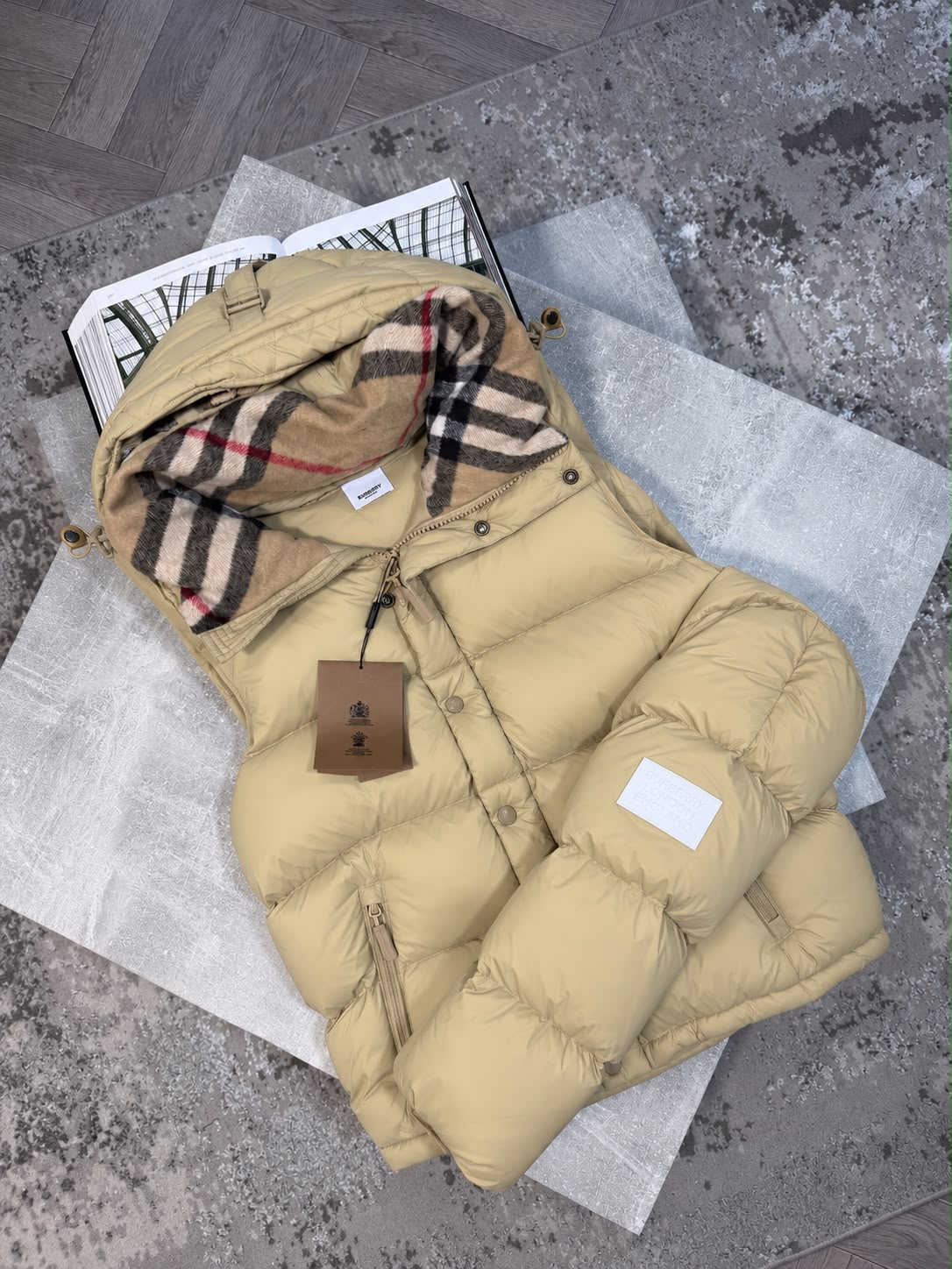 BBR Jacket - Biege - Image 4