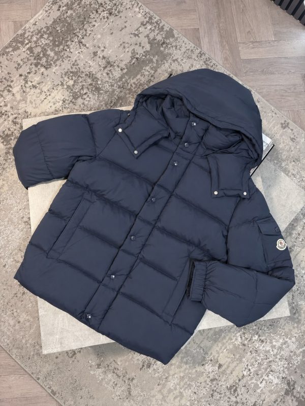 Mnclr Maya Matt Navy